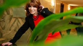 ENCARNITA POLO OLI VA